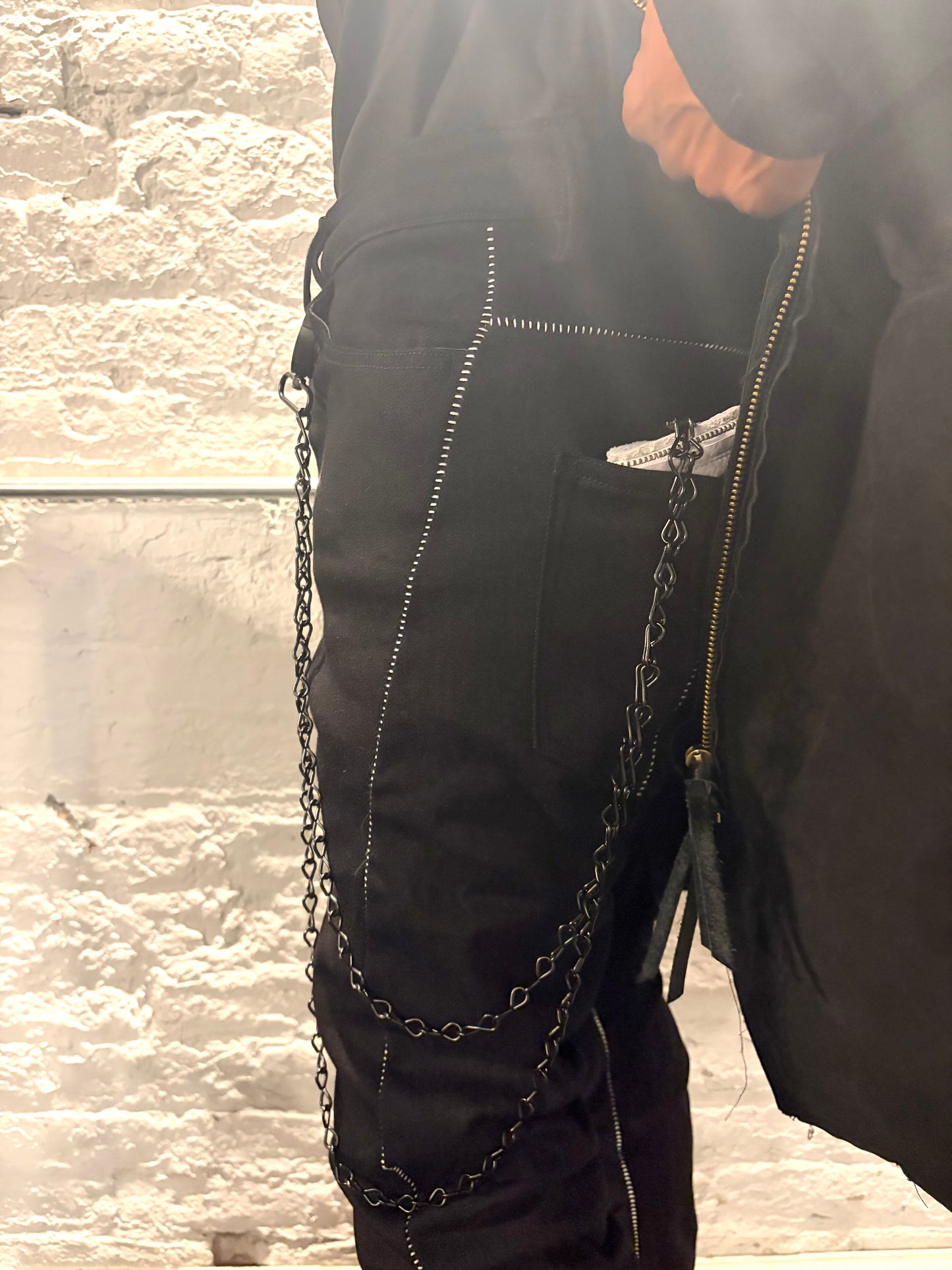 FW25 || ZB BLACK JACK + HOOK WALLET - WHITE || BISON