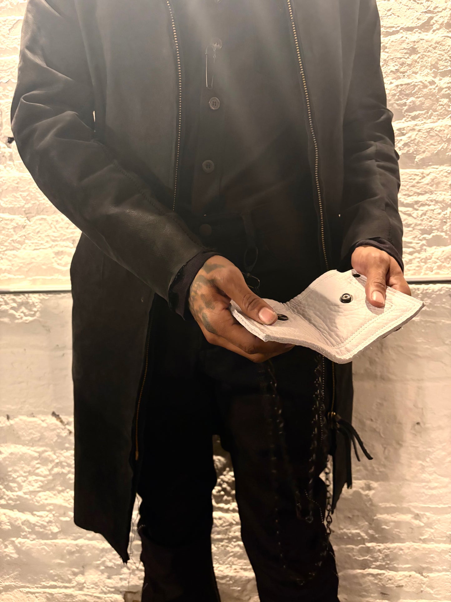 FW25 || ZB BLACK JACK + HOOK WALLET - WHITE || BISON