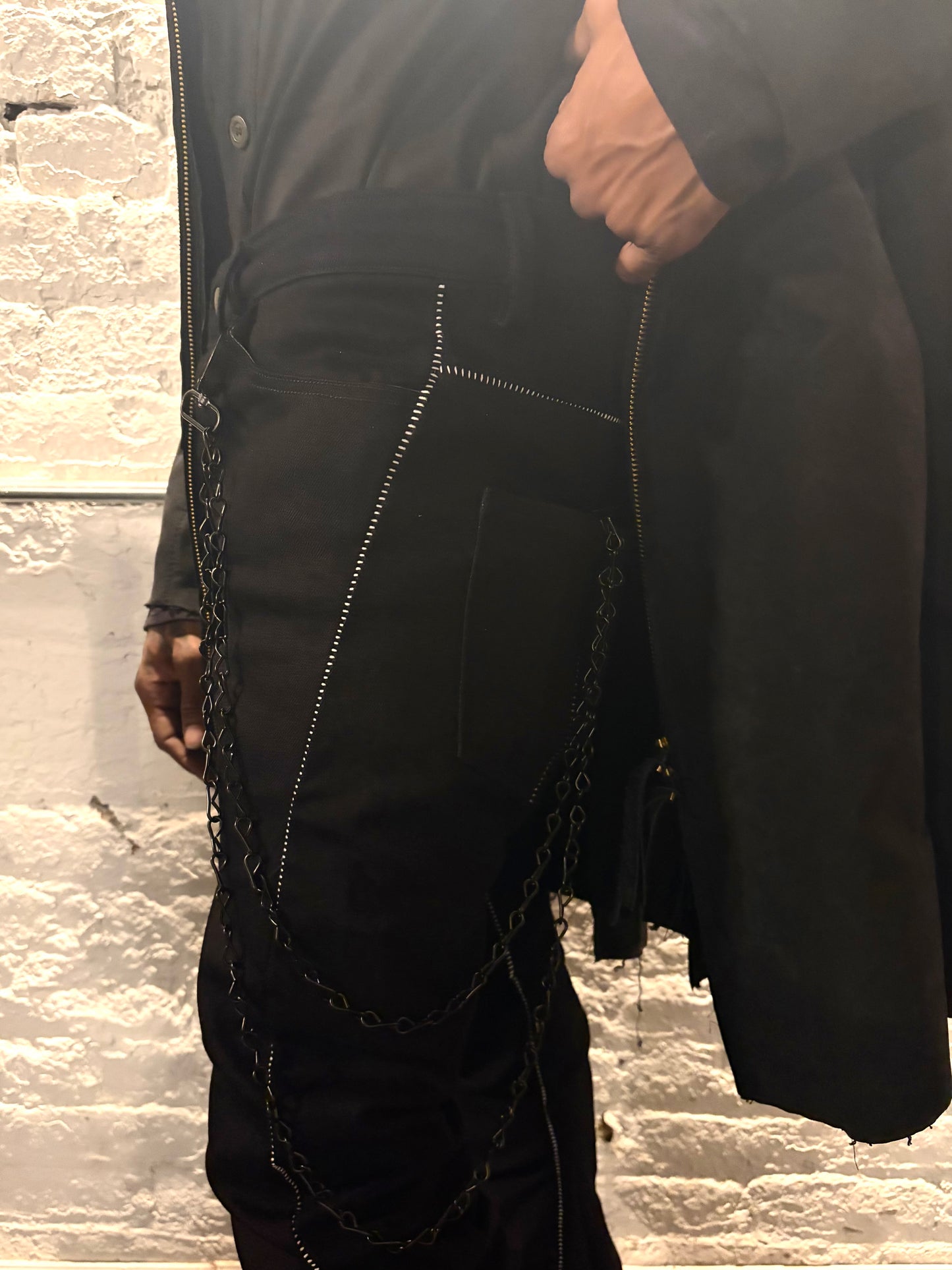 FW25 || ZB BLACK JACK + HOOK WALLET - BLACK || COWHIDE