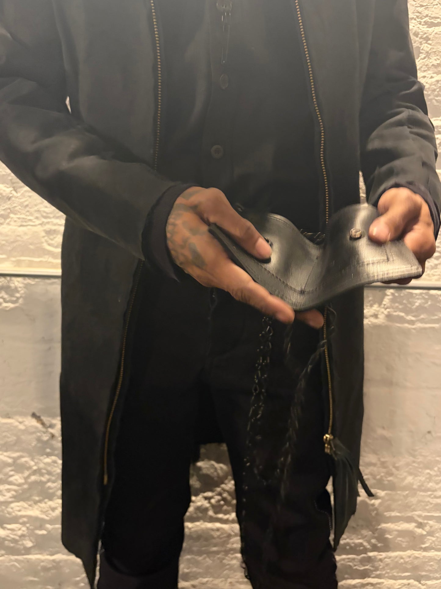 FW25 || ZB BLACK JACK + HOOK WALLET - BLACK || COWHIDE