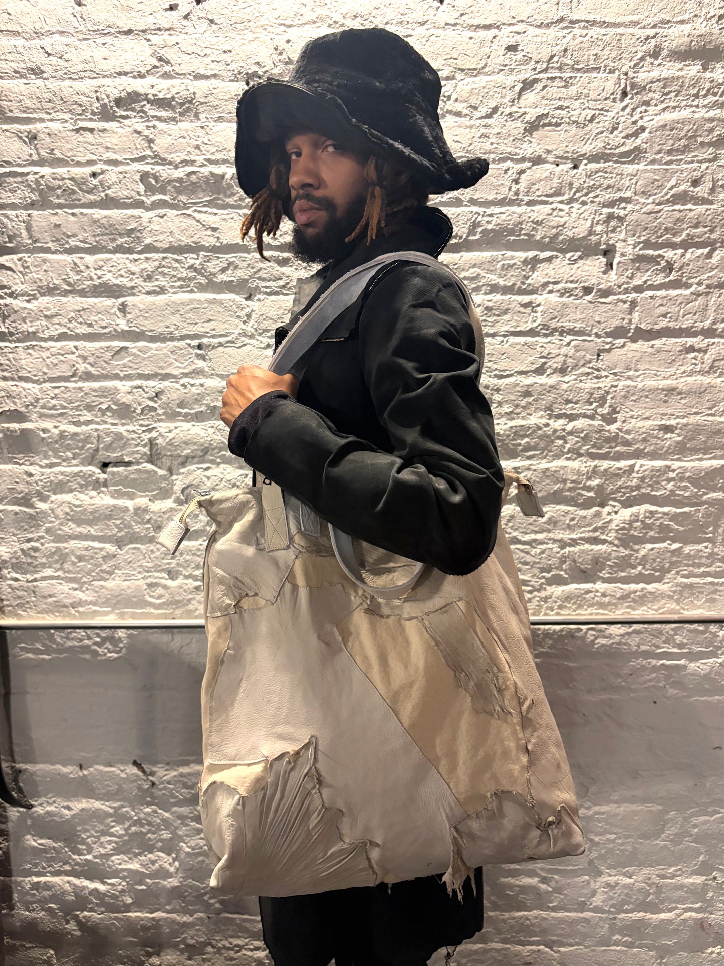 FW25 || BROOKLYNITE TOTE || WHITE || MOONSTAR + BISON