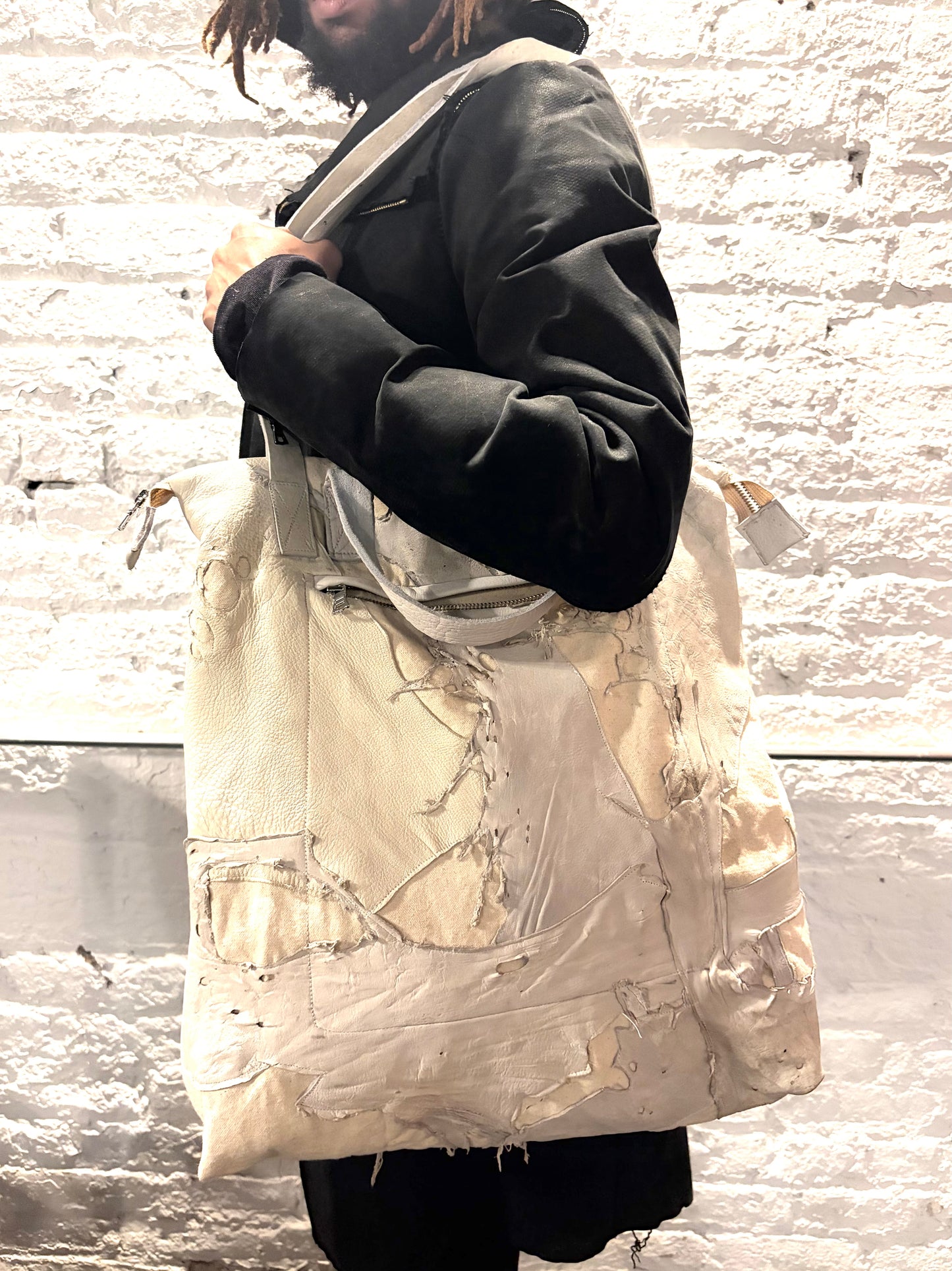 FW25 || BROOKLYNITE TOTE || WHITE || MOONSTAR + BISON