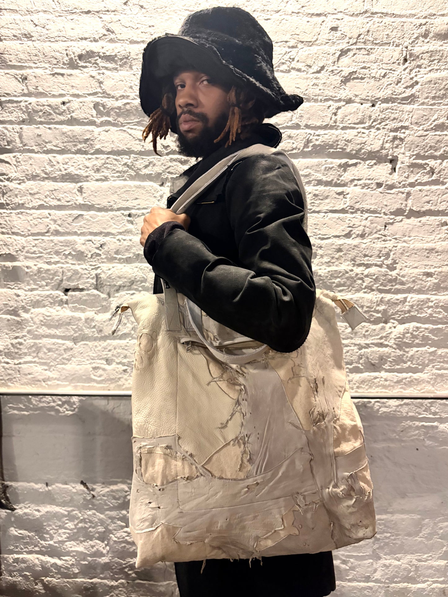 FW25 || BROOKLYNITE TOTE || WHITE || MOONSTAR + BISON