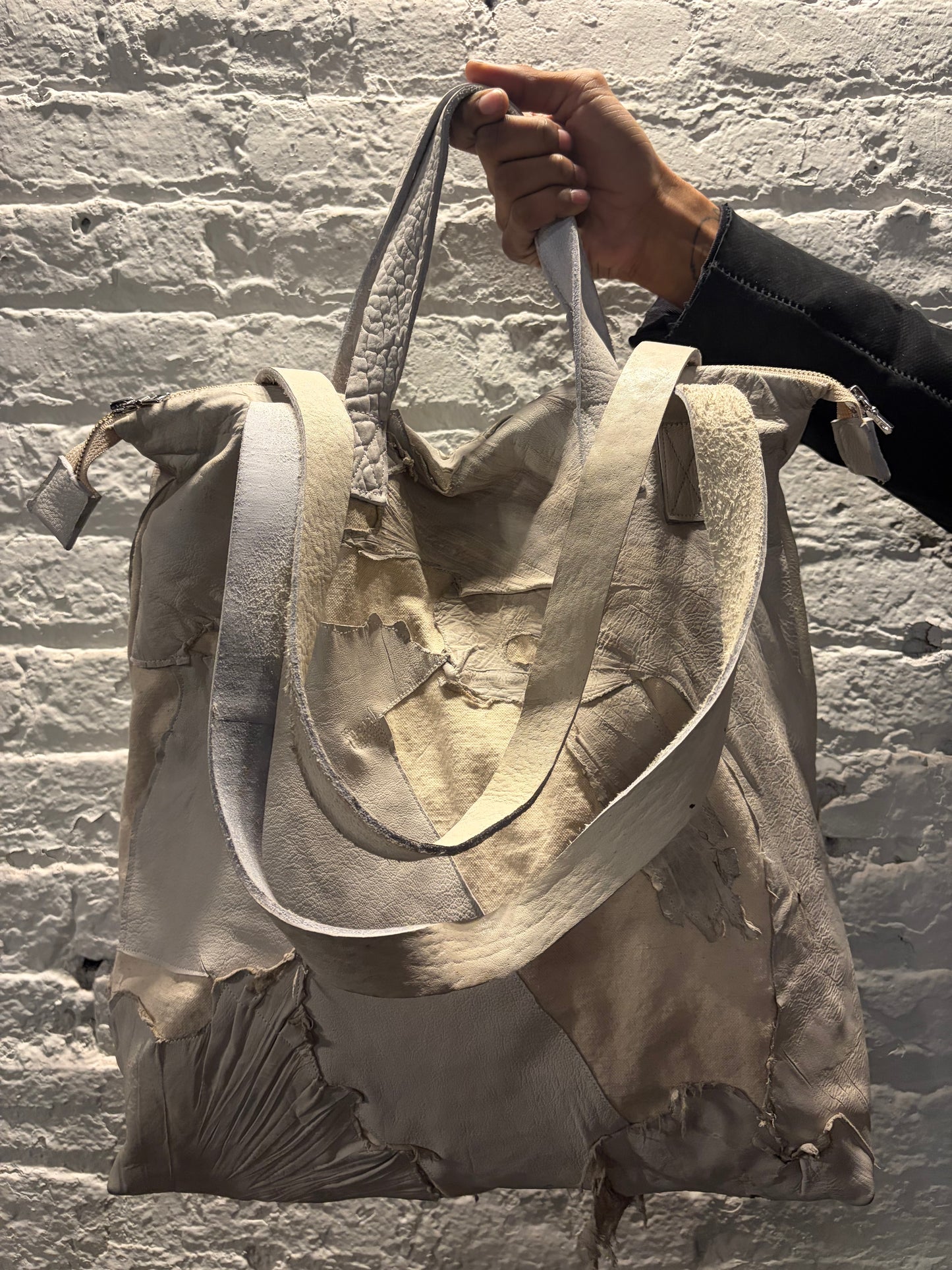 FW25 || BROOKLYNITE TOTE || WHITE || MOONSTAR + BISON