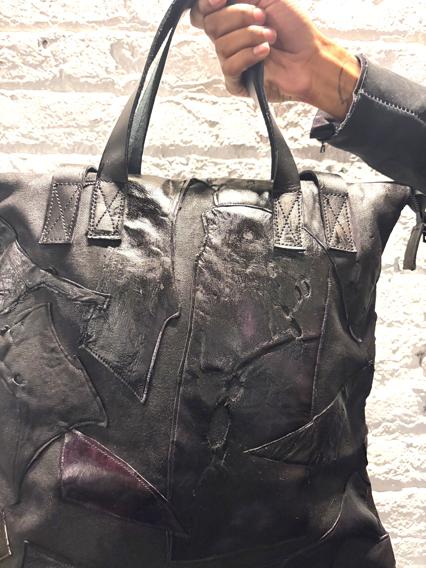 FW25 || BROOKLYNITE TOTE  || BLACK || MOONSTAR