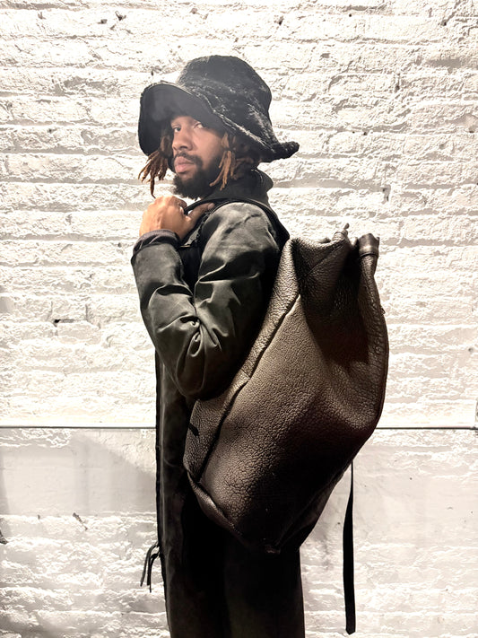 FW25 || ONE SHOULDER SLING BAG || BLACK BISON