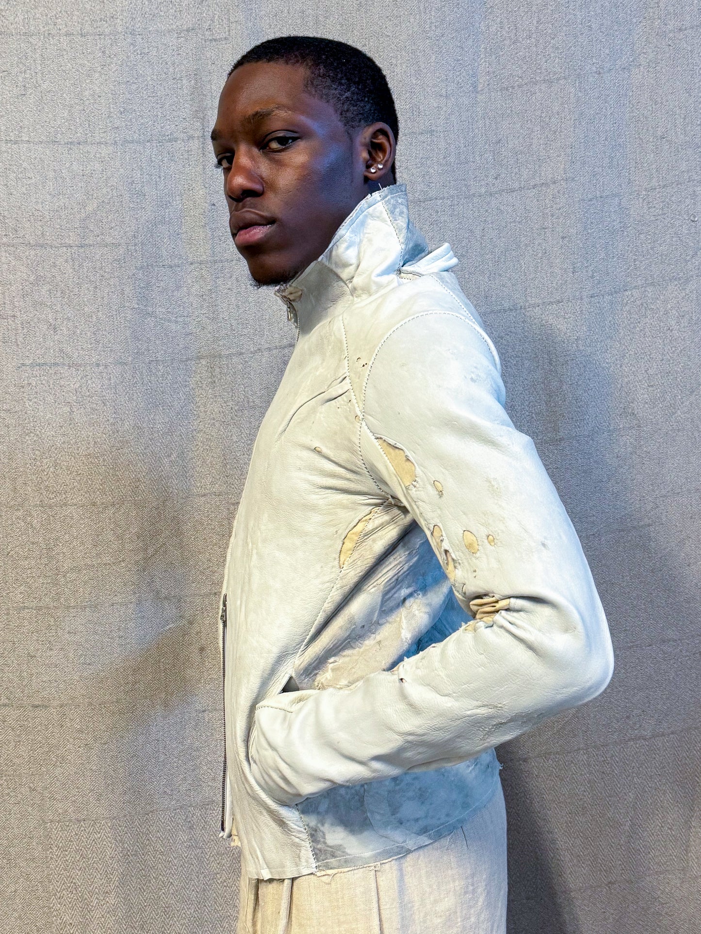 SS24 || OVERLOCKED ARC JACKET || MOONSTAR WHITE