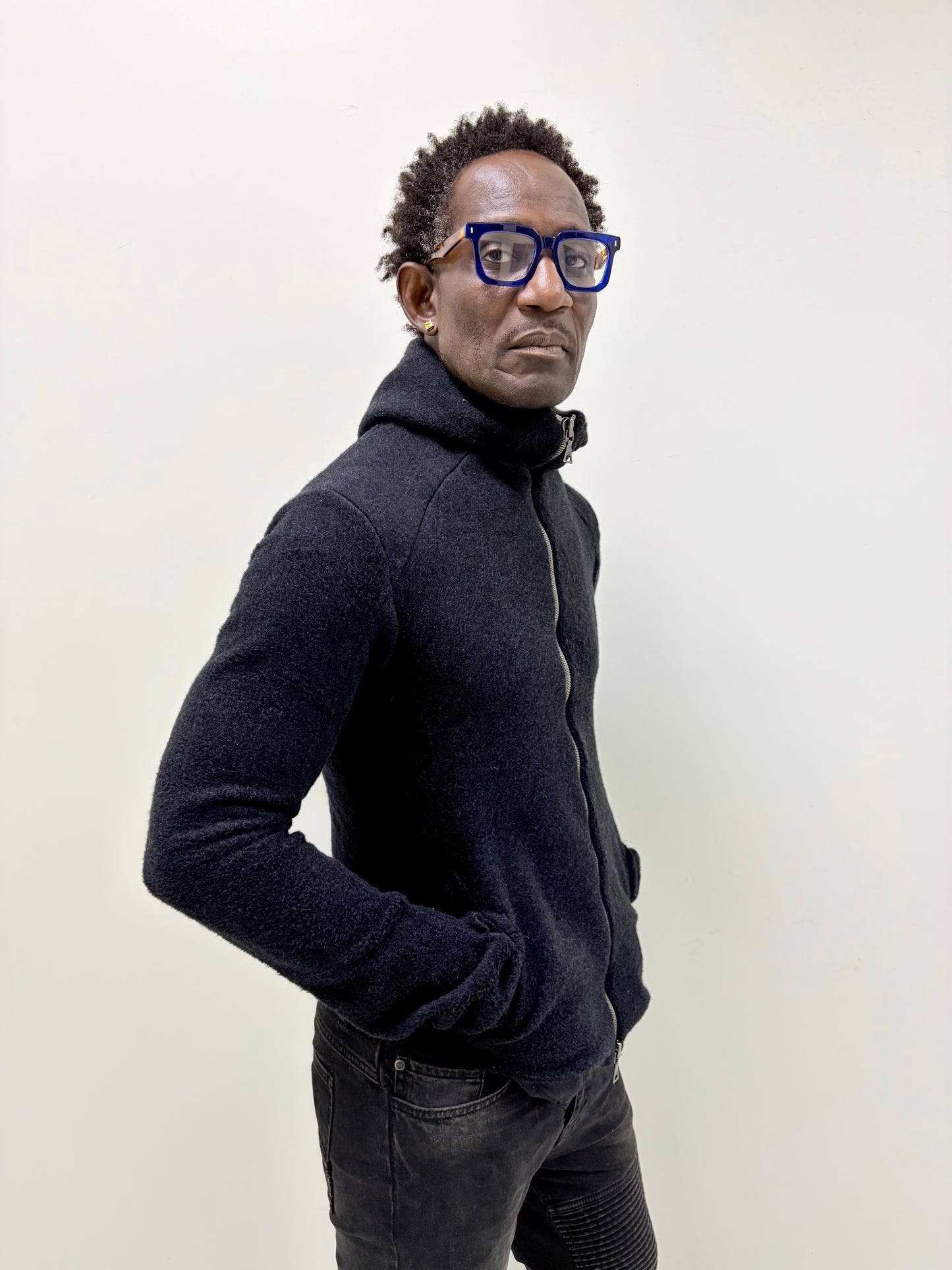 FW25 || HENRIKKSON HOODED TOP || BLACK || COTTON