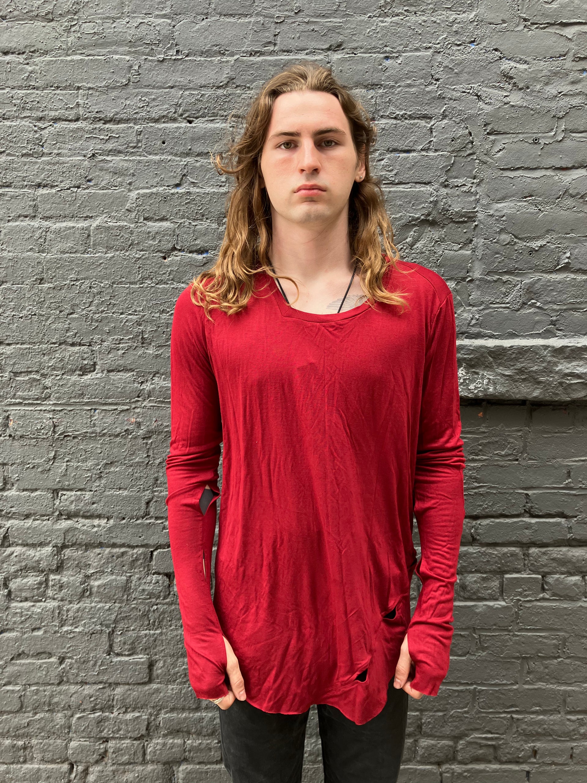 ZBT SS || ASSYMETRIC V-NECK OPEN LS TOP || RED – ZFactorie