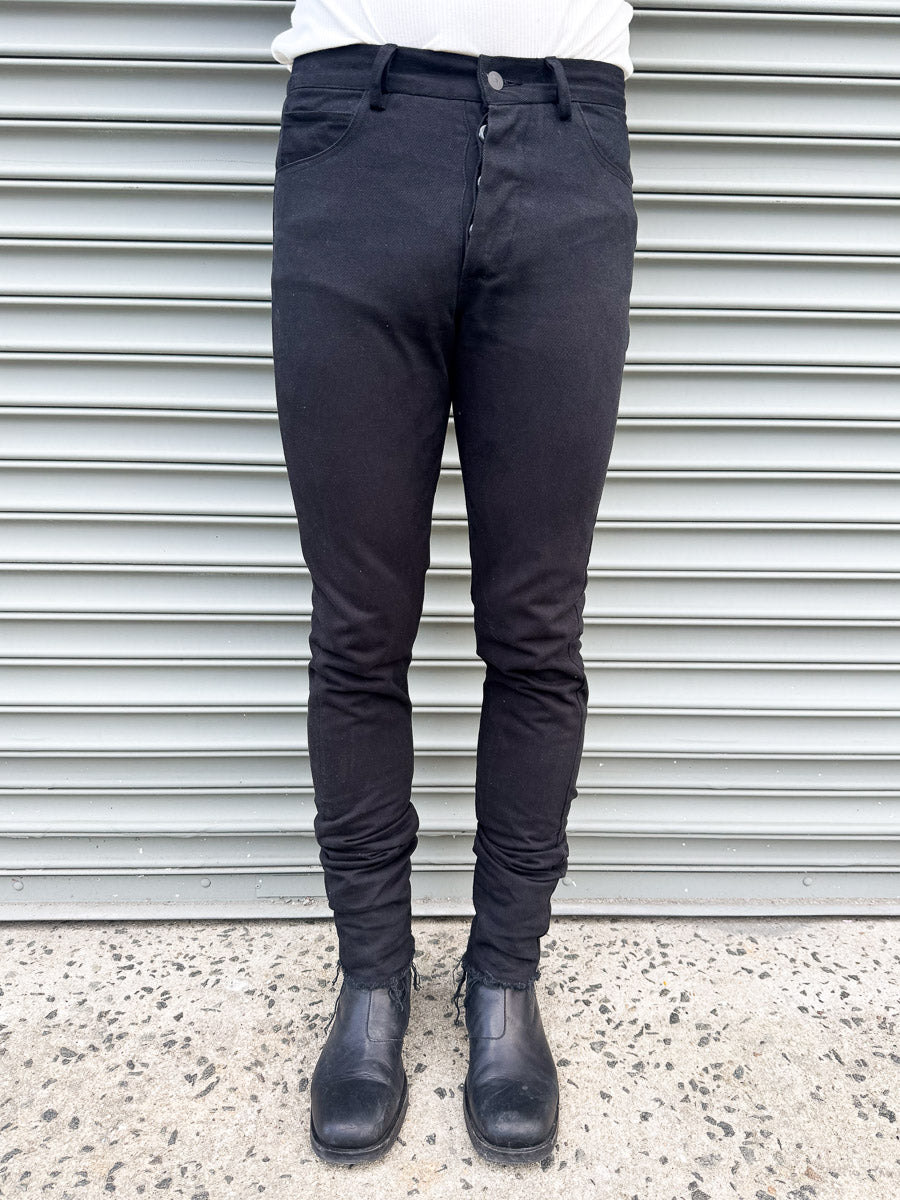 SS24 || KNG13 SLIM JEANS || OD BLACK