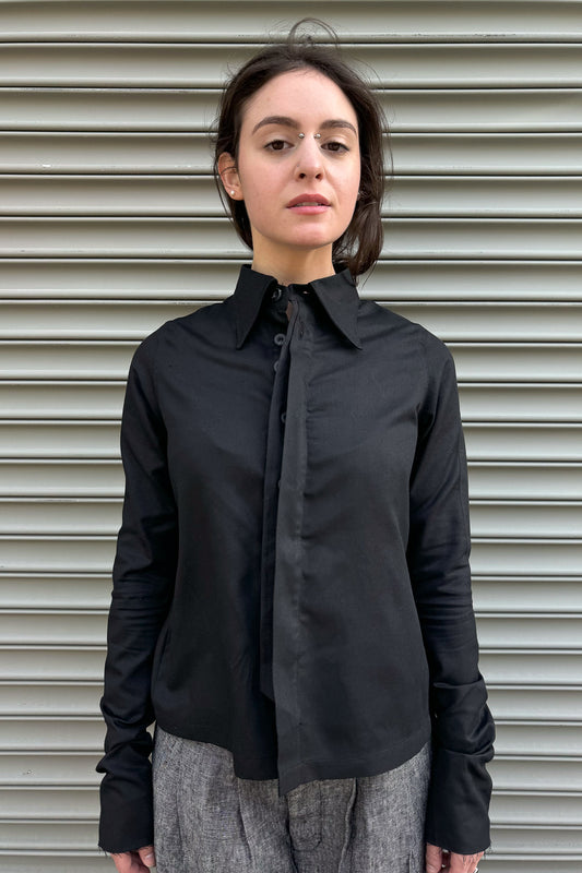 SS24 || FAULTED SHOULDER COTTON SHIRT || BLACK