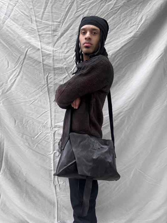 SS25 || MINI-A-POLIS  || BLACK