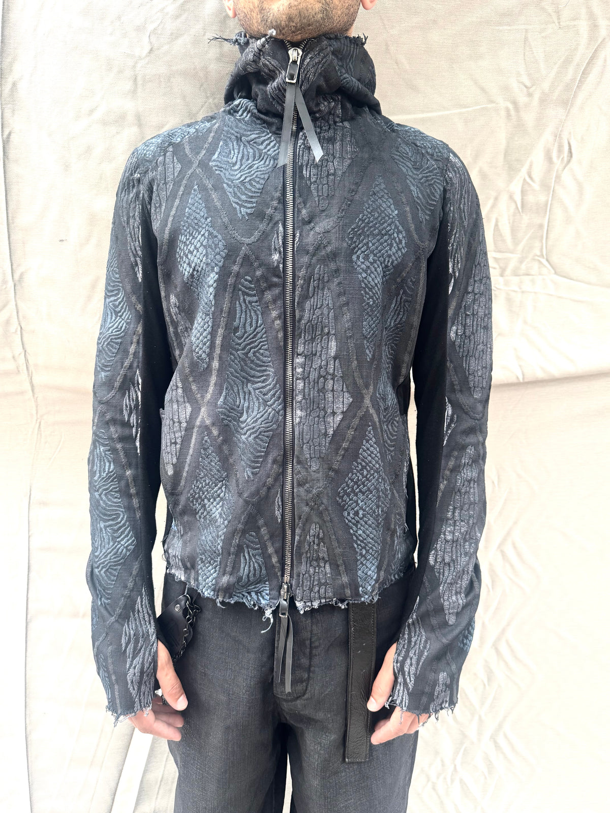 FW26  ||  HENRIKSSON | Z POCKED EMBROIDERED || COATED VOLCANIC SULPHUR