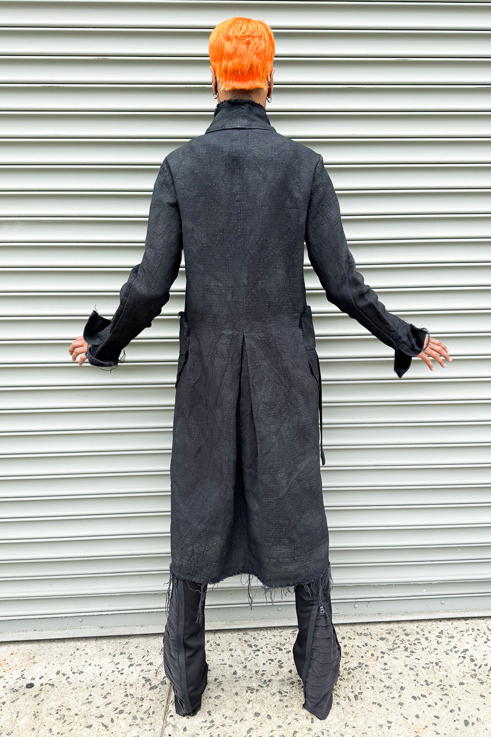 SS24 || PROTOLOGICAL ARCHETYPE COAT || TARMAC BLACK