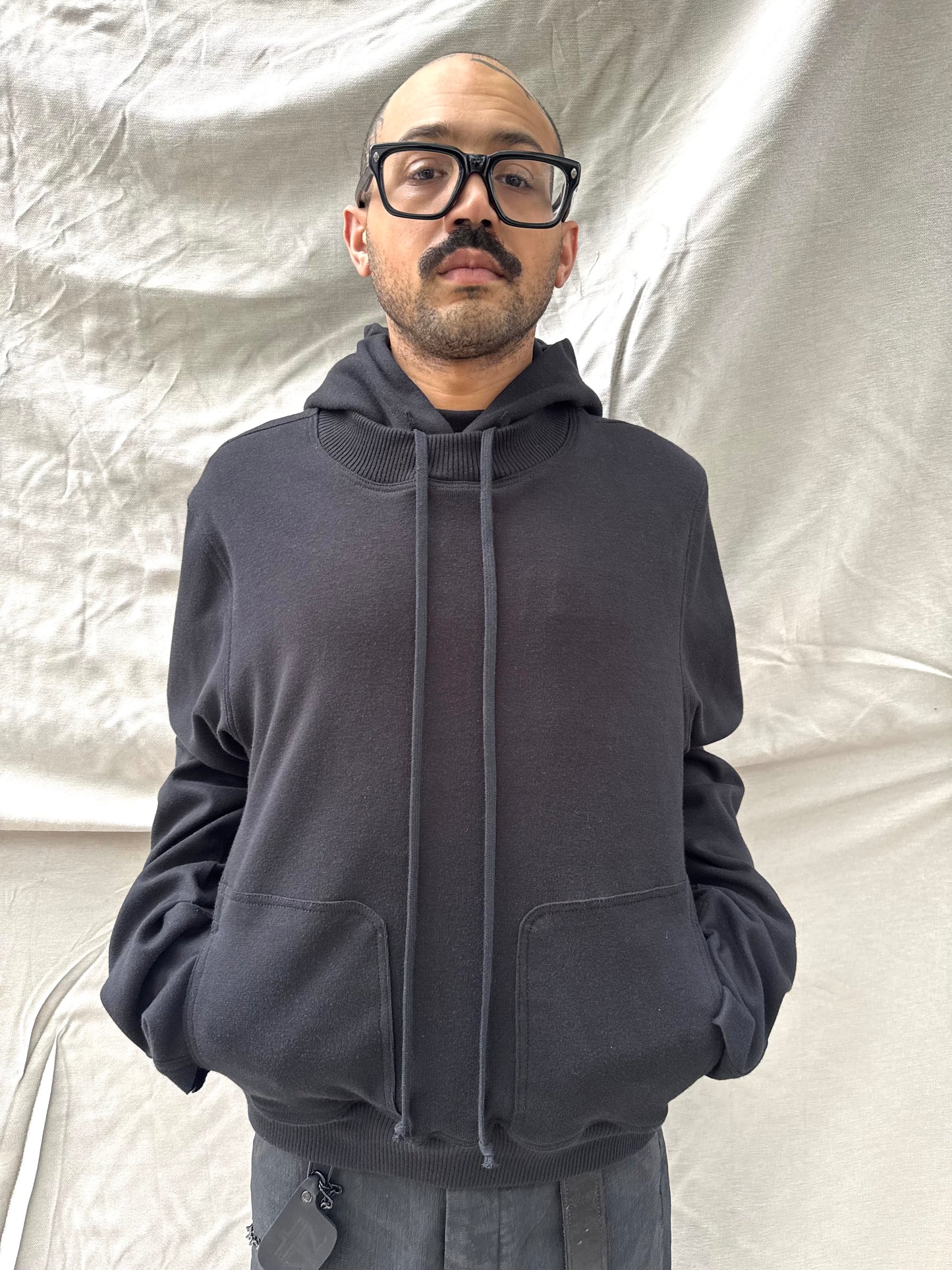 FW26 || 5 FAULTED SHOULDER - DOUBLE STITCHED HOODIE || BLACK COTTON
