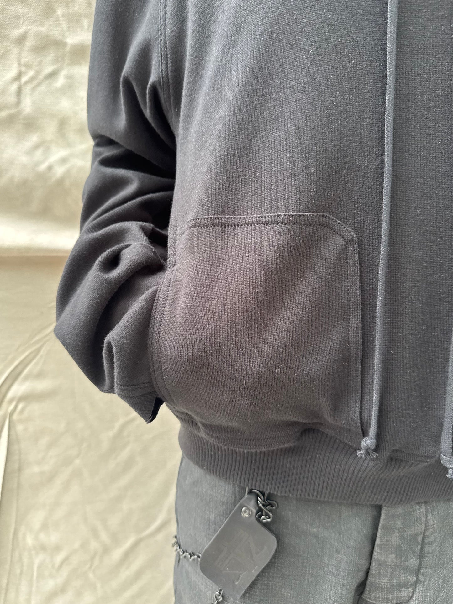 FW26 || 5 FAULTED SHOULDER - DOUBLE STITCHED HOODIE || BLACK COTTON
