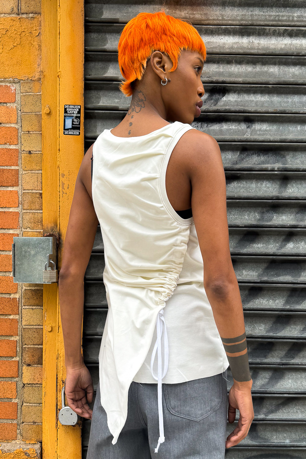 SS24 || CONVERTIBLE RUCHED BACK TANK || WHITE