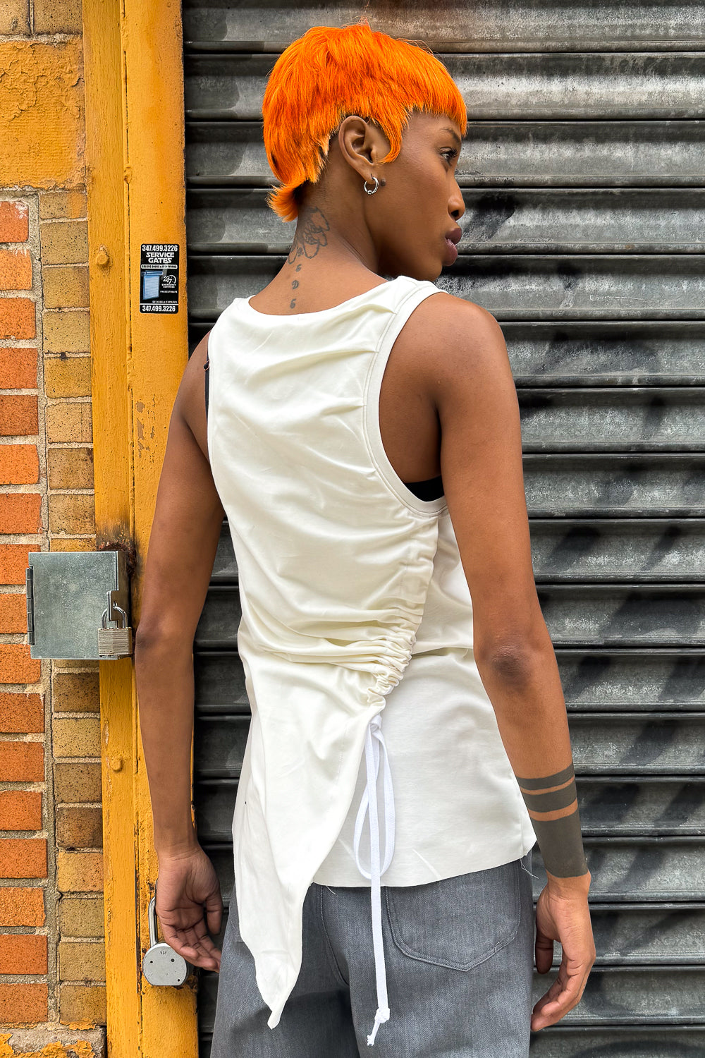 SS24 || CONVERTIBLE RUCHED BACK TANK || WHITE