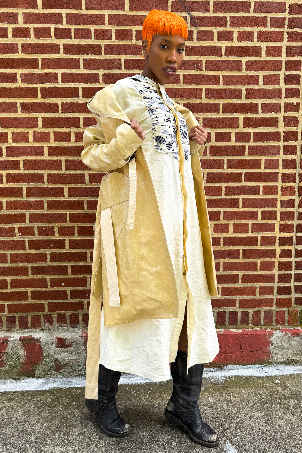 SS24 || HEARTENED TRENCH COAT || COATED ECRU