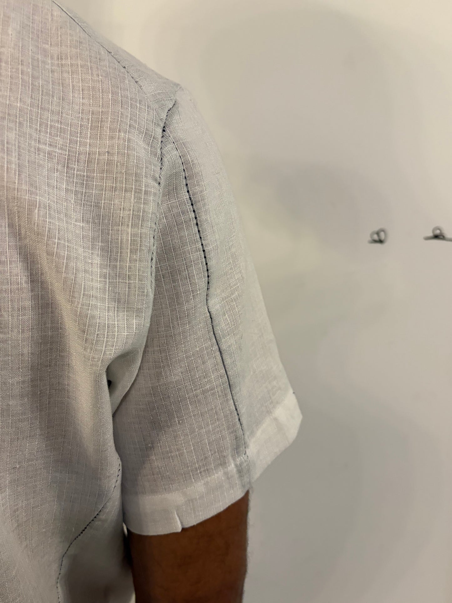 SS26 || COLLARLESS 3 PANEL  BACK VENT SHIRT || SHORT SLEEVE - WHITE