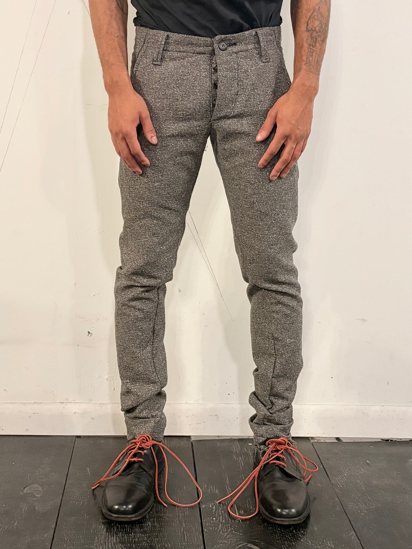 SS26 || MINIMALIST SLIM PANTS || RAW SILK - GREY