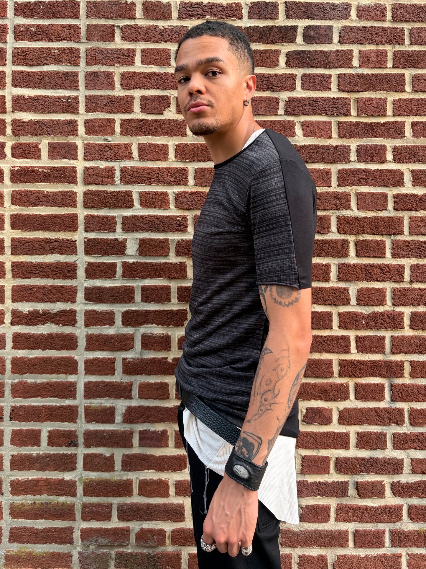 ZBT JAMAICA || .5 PRIMORDIAL SHORT SLEEVE || GREY STRIPE ON BLACK