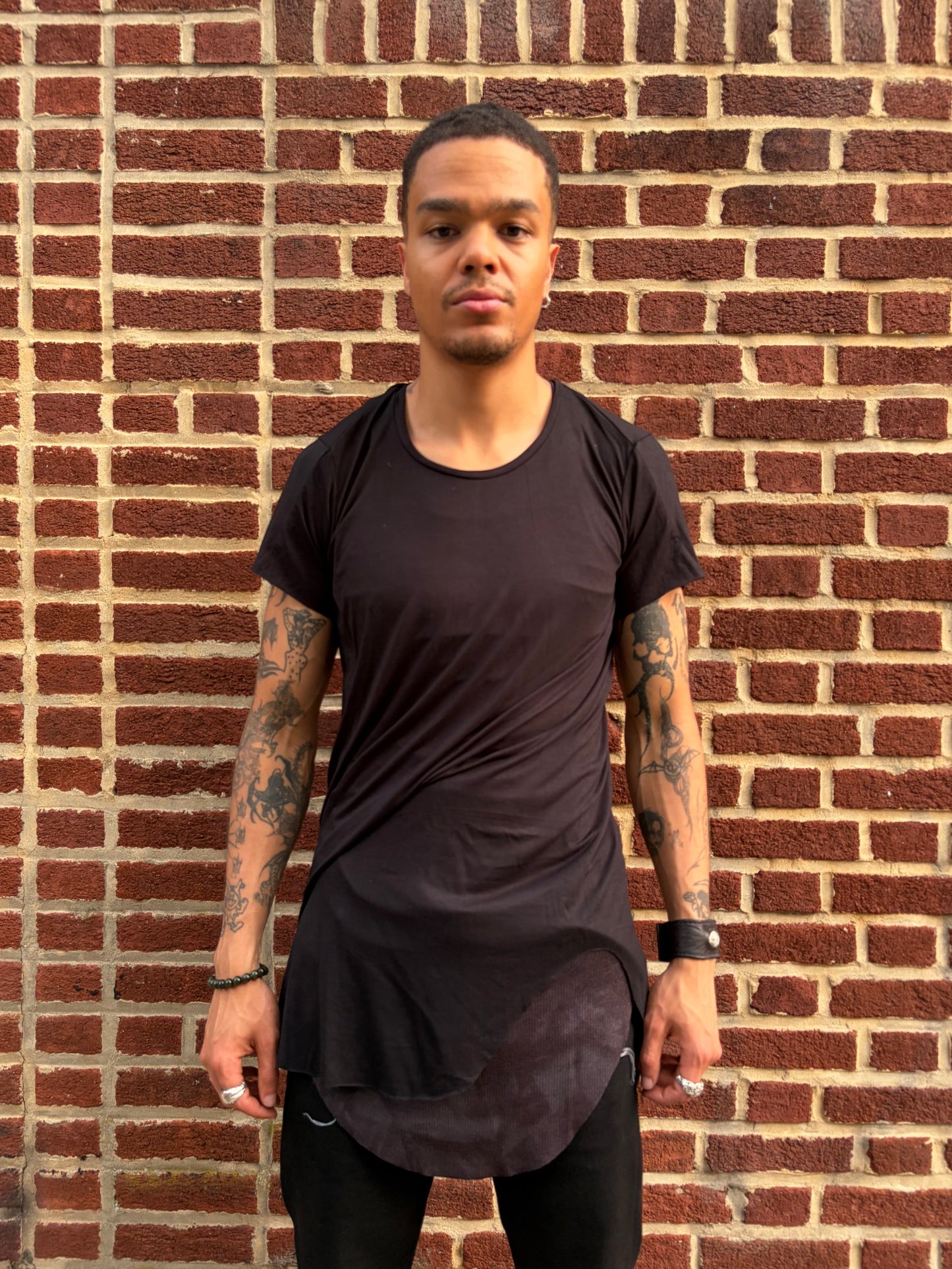 ZBT- JAMAICA  || ECHADH SEAM SHORT SLEEVE TOP || BLACK FAINT STRIPE