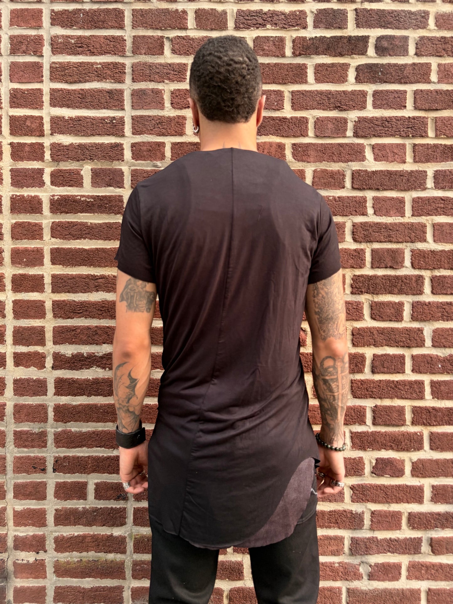 ZBT- JAMAICA  || ECHADH SEAM SHORT SLEEVE TOP || BLACK FAINT STRIPE