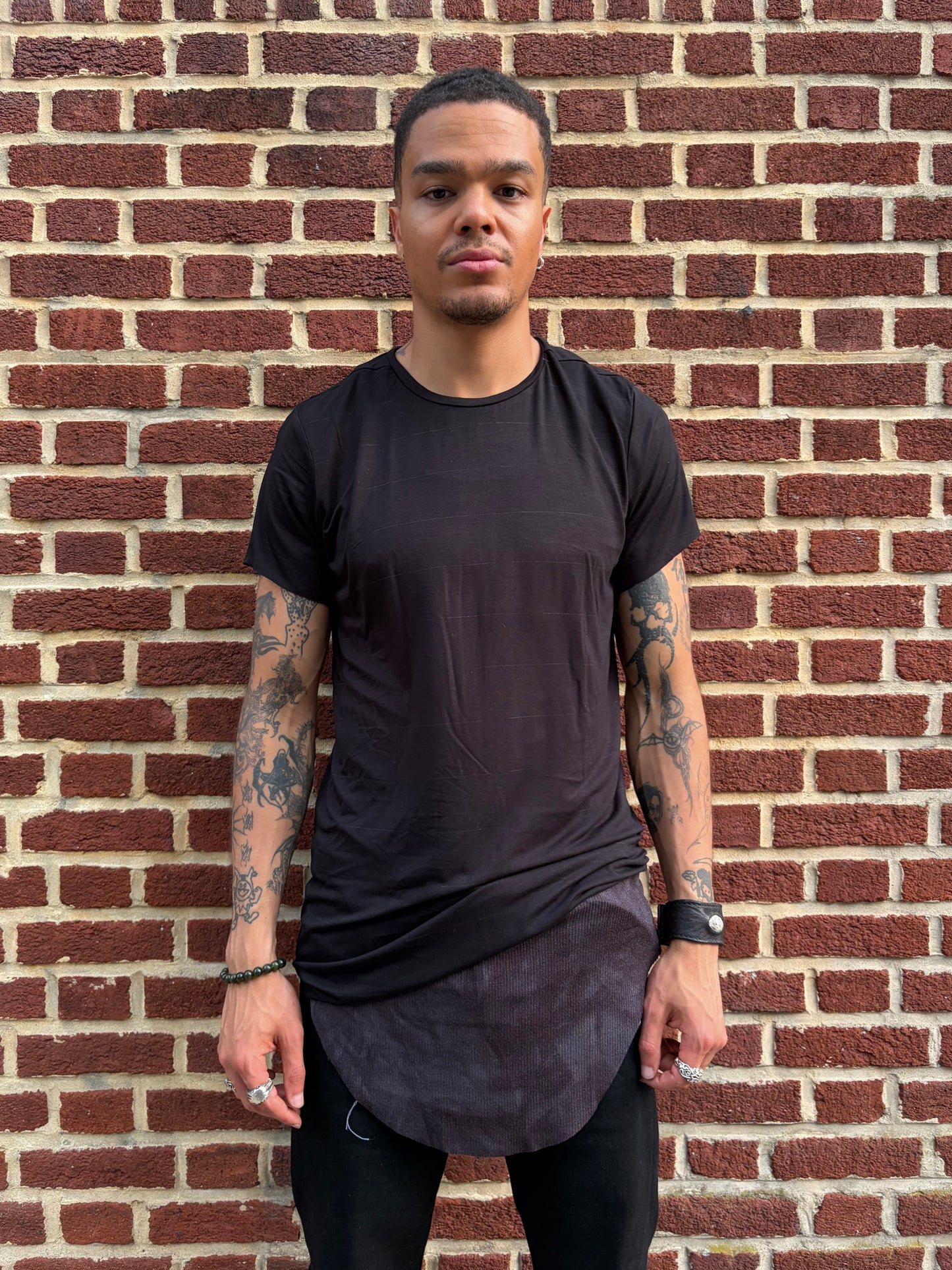 ZBT- JAMAICA  || ECHADH SEAM SHORT SLEEVE TOP || BLACK FAINT STRIPE