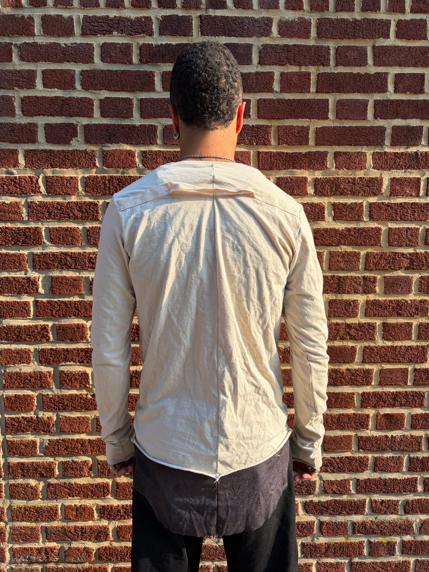 ZBT JAMAICA ||BACK STRAP PRIMORDIAL LONG SLEEVE || ECRU COTTON