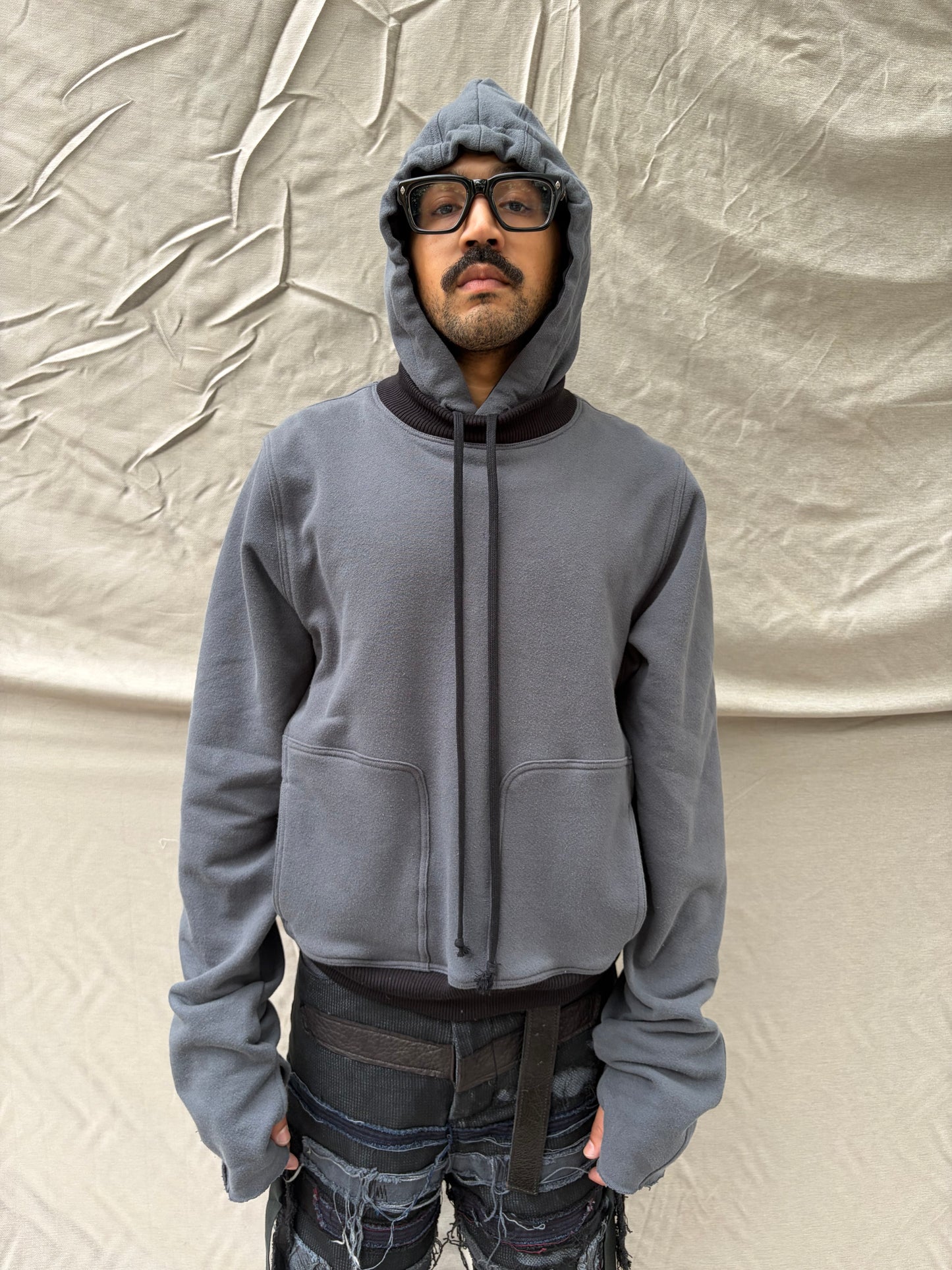 FW26 || FAULTED SHOULDER - DOUBLE STITCHED HOODIE ||GREY COTTON