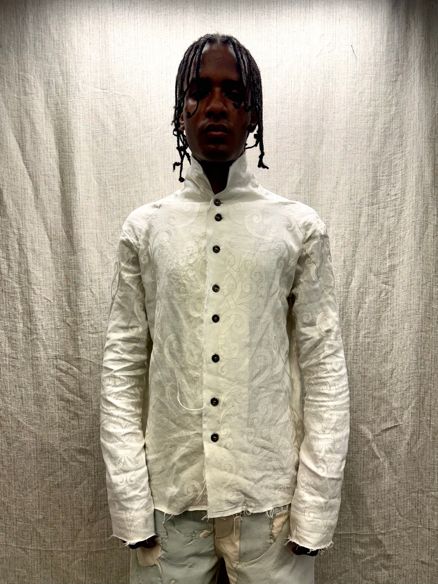 FW24 || PROTOLOGICAL ARCHETYPE EMBROIDERED SHIRT || WHITE