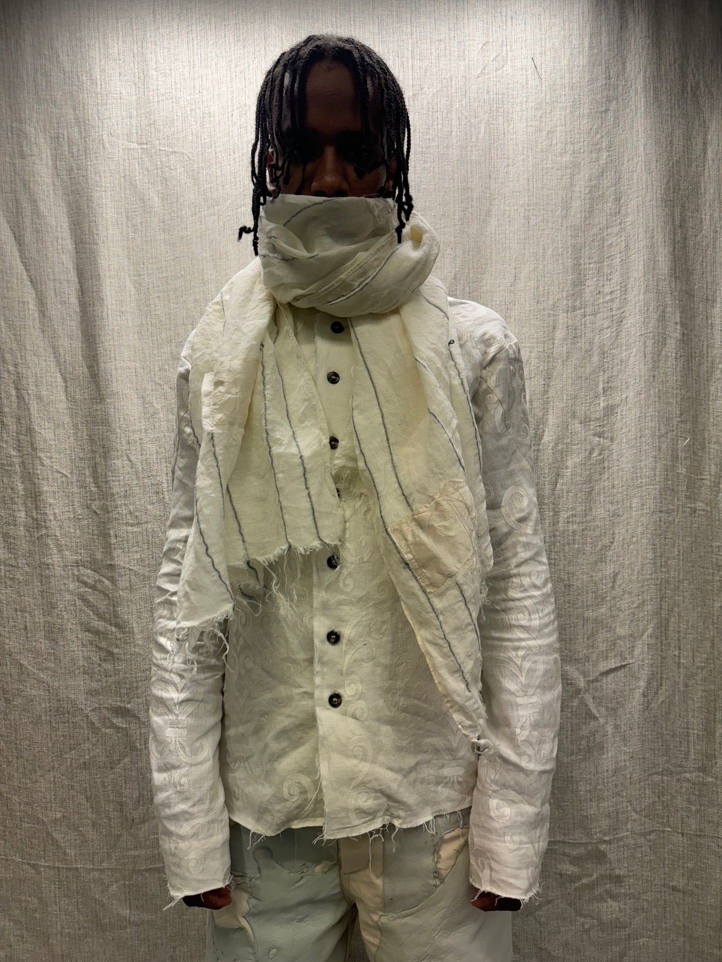 FW24 || SILK PATCH SINGLE WIDTH SCARF || WHITE