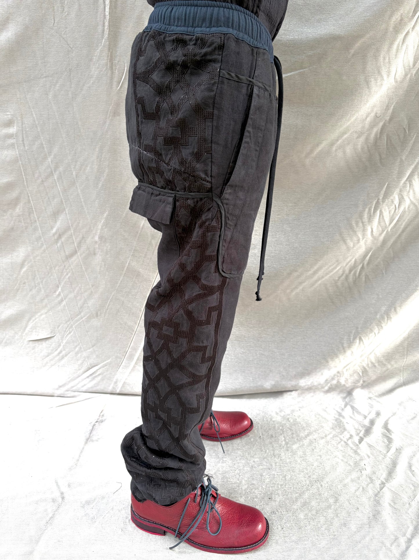 FW26 || PERIPATHETIC | ZERO|  DROP POCKET PANTS ||BLACK MIXED LINEN