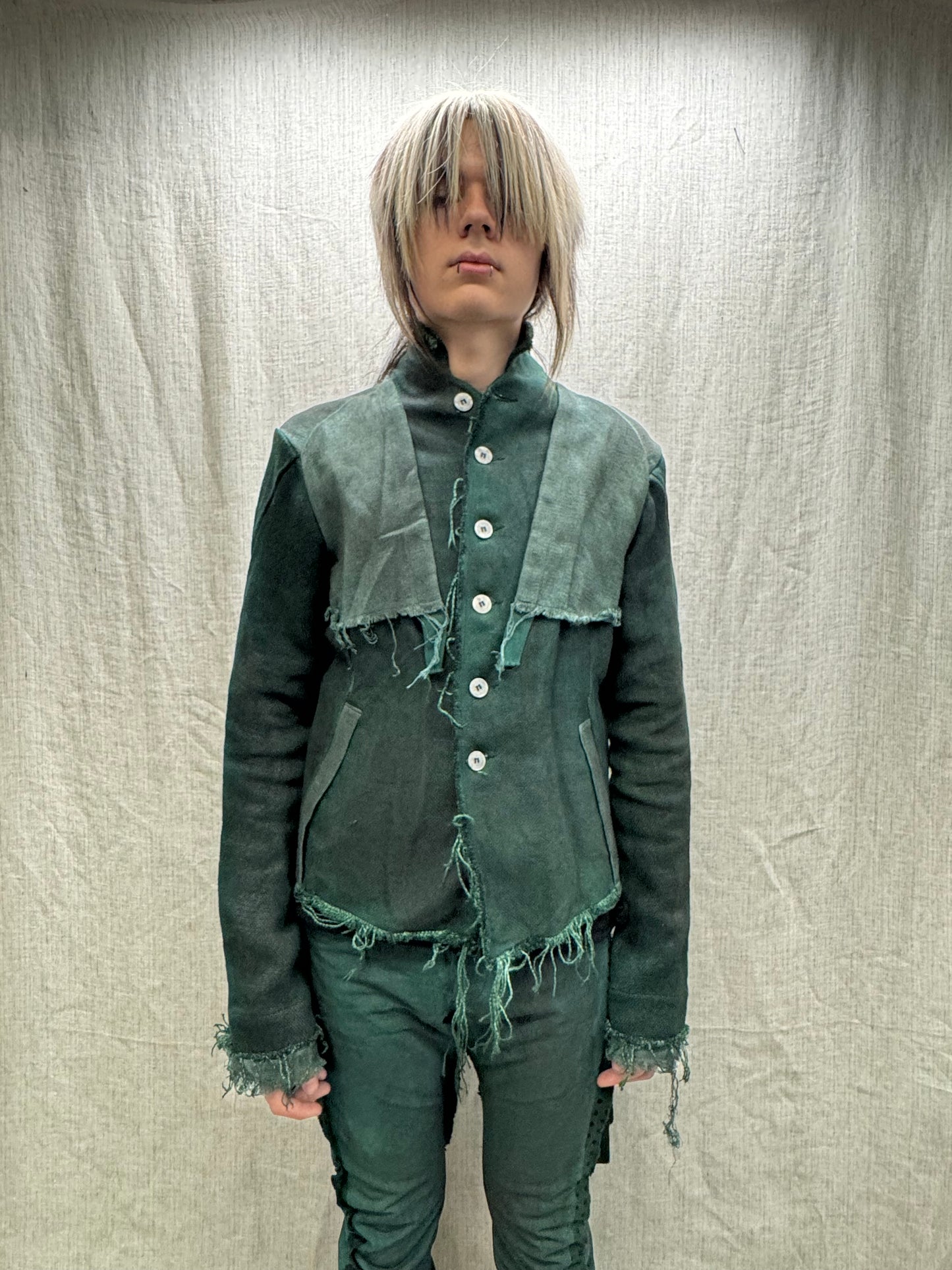 FW24 || PROTOLOGICAL ARCHETYPE CAPE YOKE SHIRT JACKET || GREEN