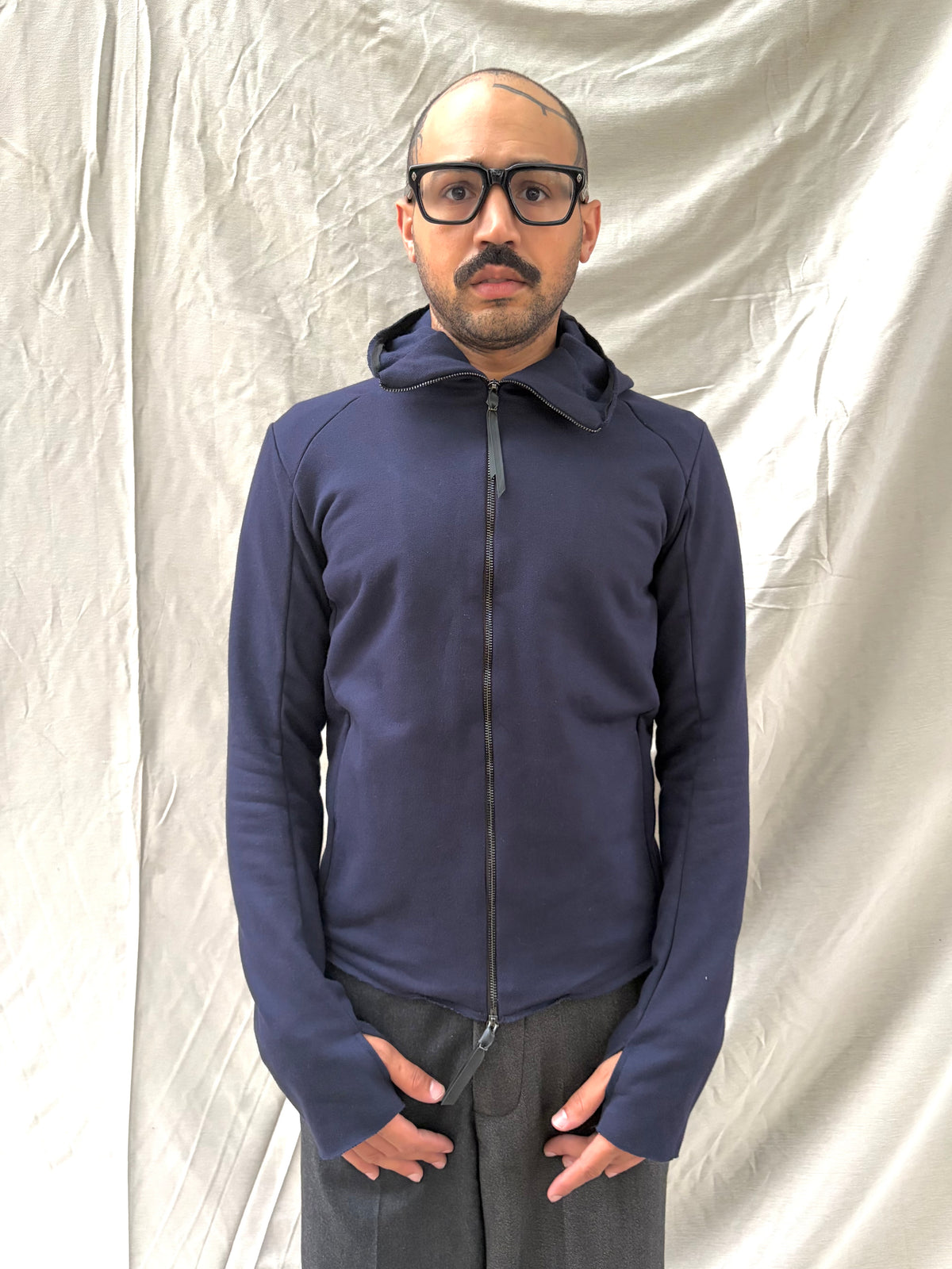 FW26  ||  HENRIKSSON CLASSIC || 100 % BAUMWOLLE || MIDNIGHT VIOLET