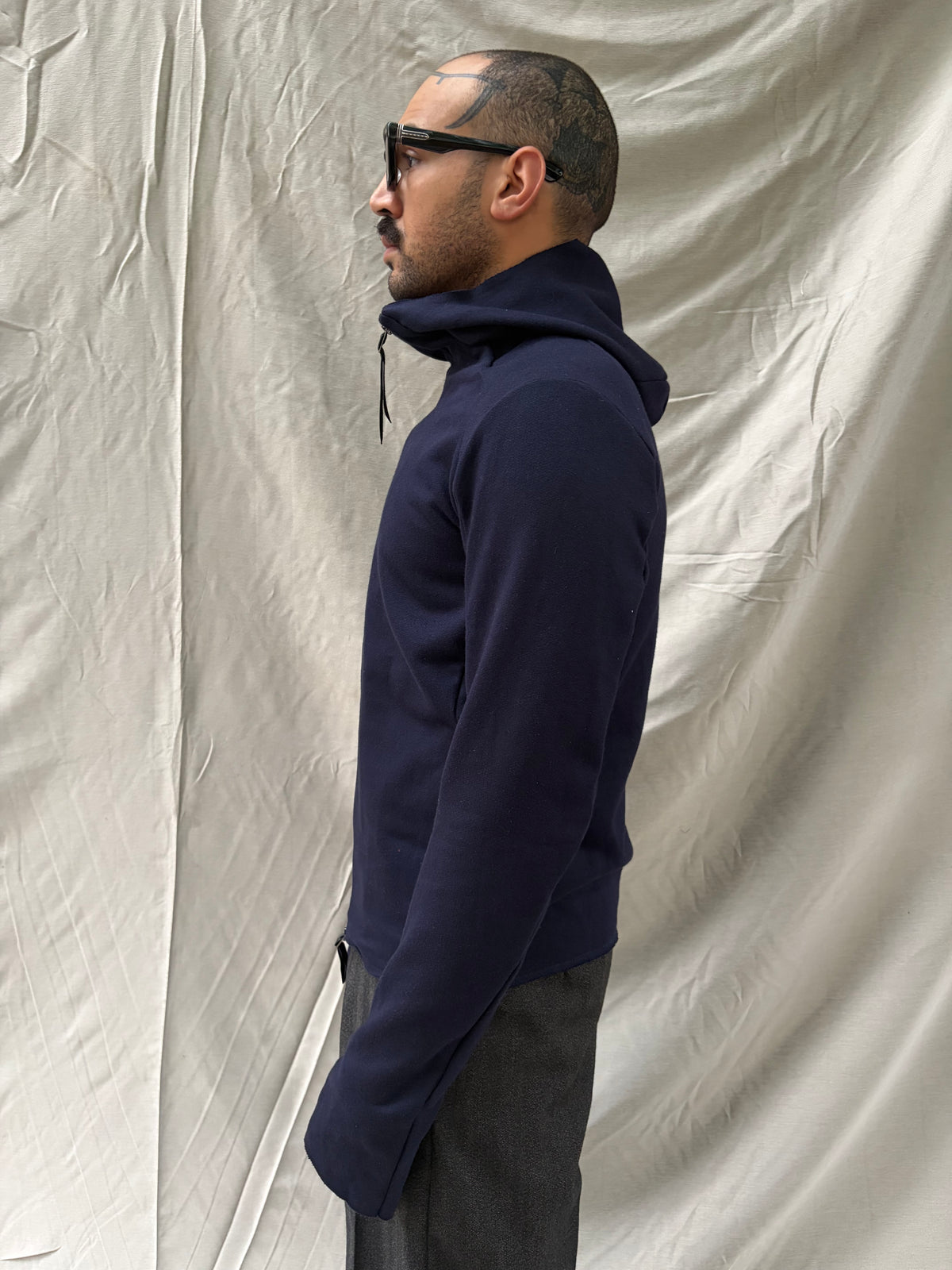 FW26  ||  HENRIKSSON CLASSIC || 100 % BAUMWOLLE || MIDNIGHT VIOLET