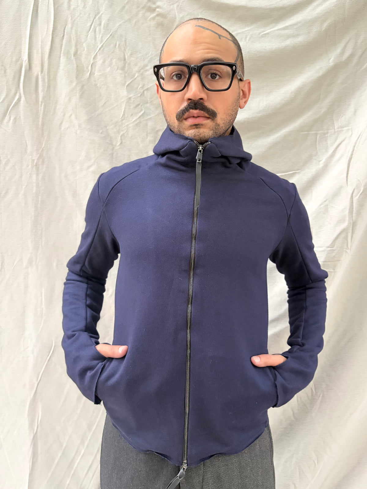 FW26  ||  HENRIKSSON CLASSIC || 100 % BAUMWOLLE || MIDNIGHT VIOLET