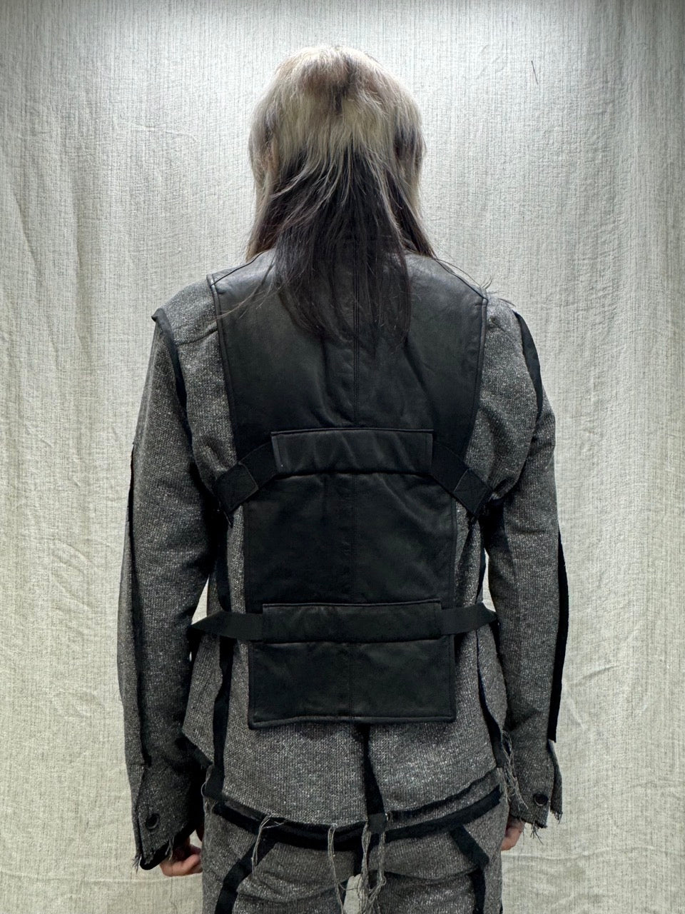 FW24 || TACTICAL VEST || BLACK LEATHER