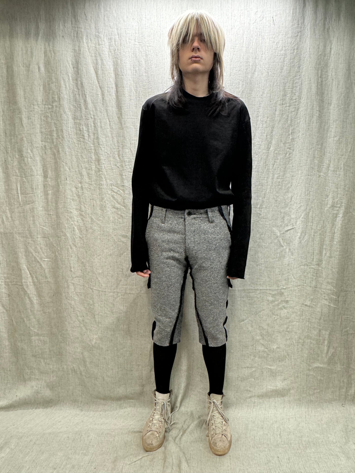 FW24 || SILK SEAMED CROPPED MINIMALIST PANTS || GREY SILK