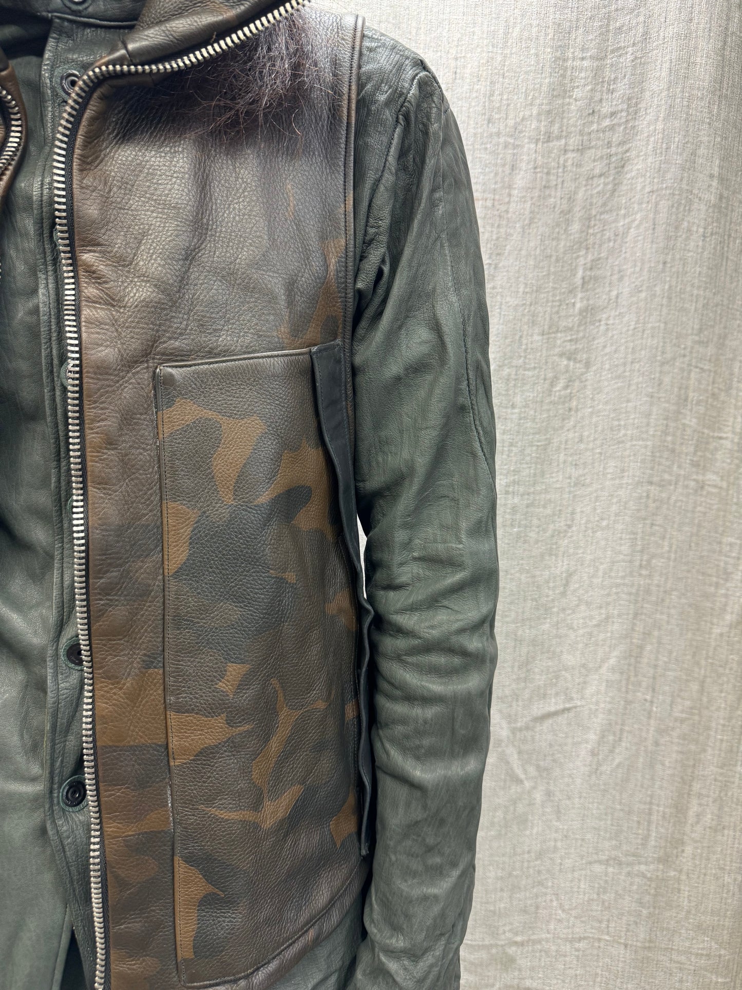 FW24 || TACTICAL VEST || CAMO LEATHER