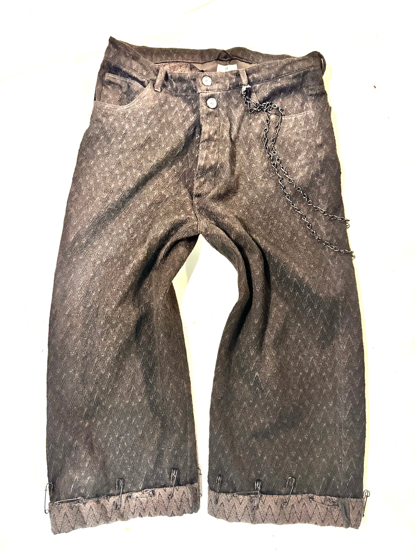 FW25 ||CROPPED PINNED HEM GODDE JEANS ||EMBROIDERED SILK ON LINEN