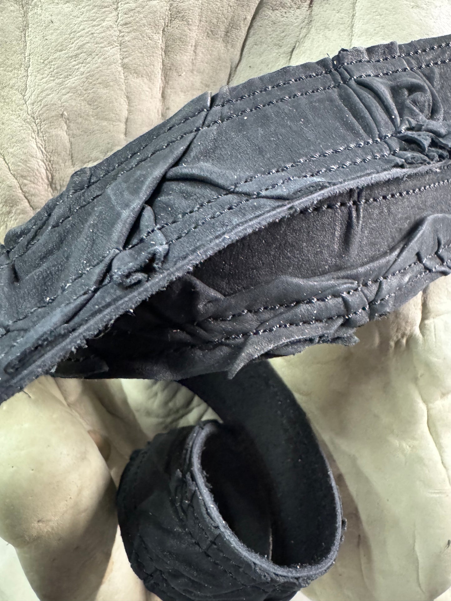 FW25 || KGN 13 1.5" BELT || BLACK - RUCHED SILK CALF