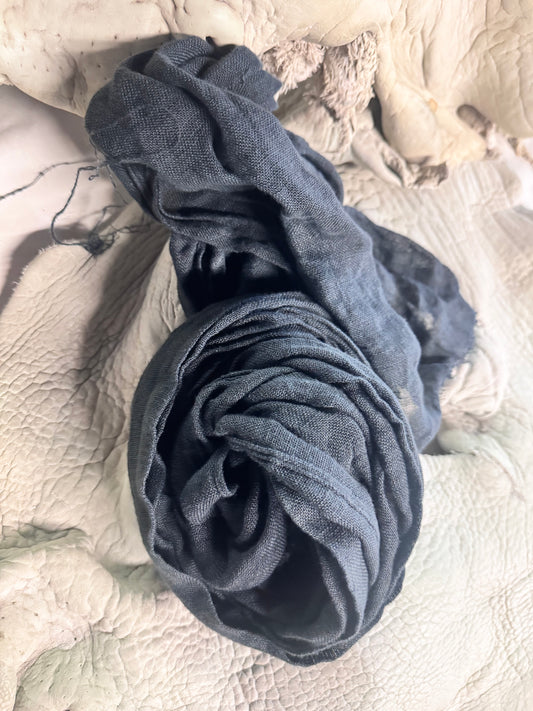 FW25 || CLASSIC LONG SLIM SCARF || LINEN - BLACK
