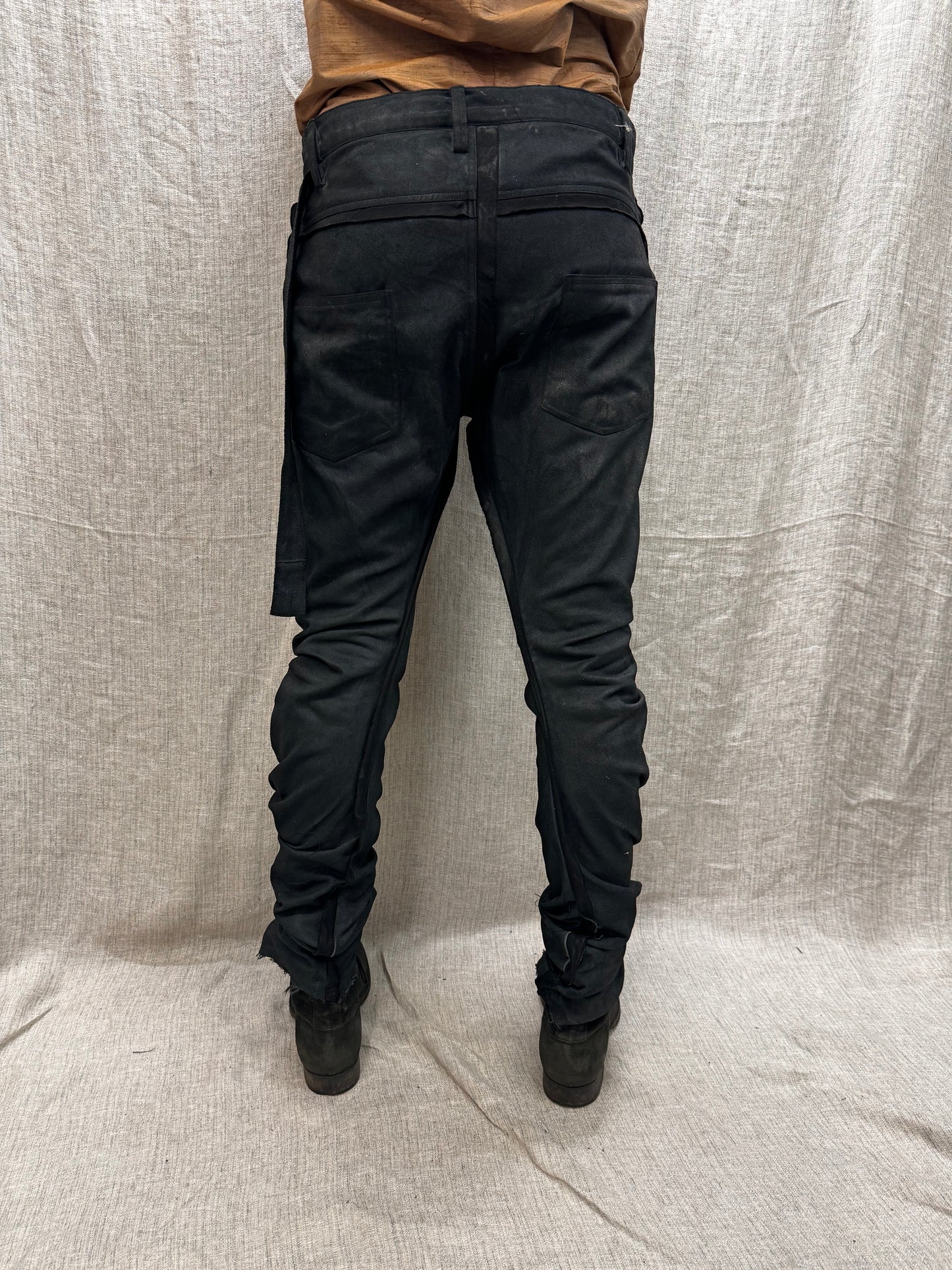 FW24 || SILK SEAMED DNA JEANS || BLACK