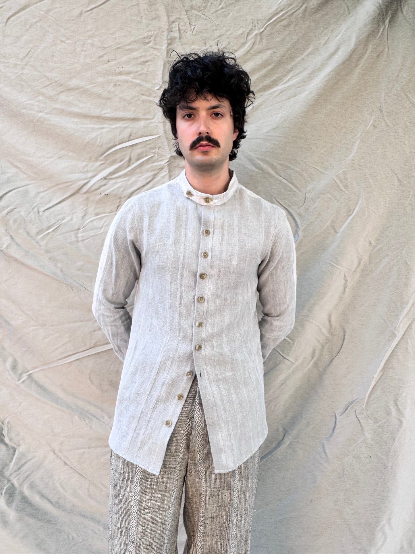 FW25 || FAULTED SHOULDER .5 CLASSIC SHIRT|| 100%  LINEN || ECRU