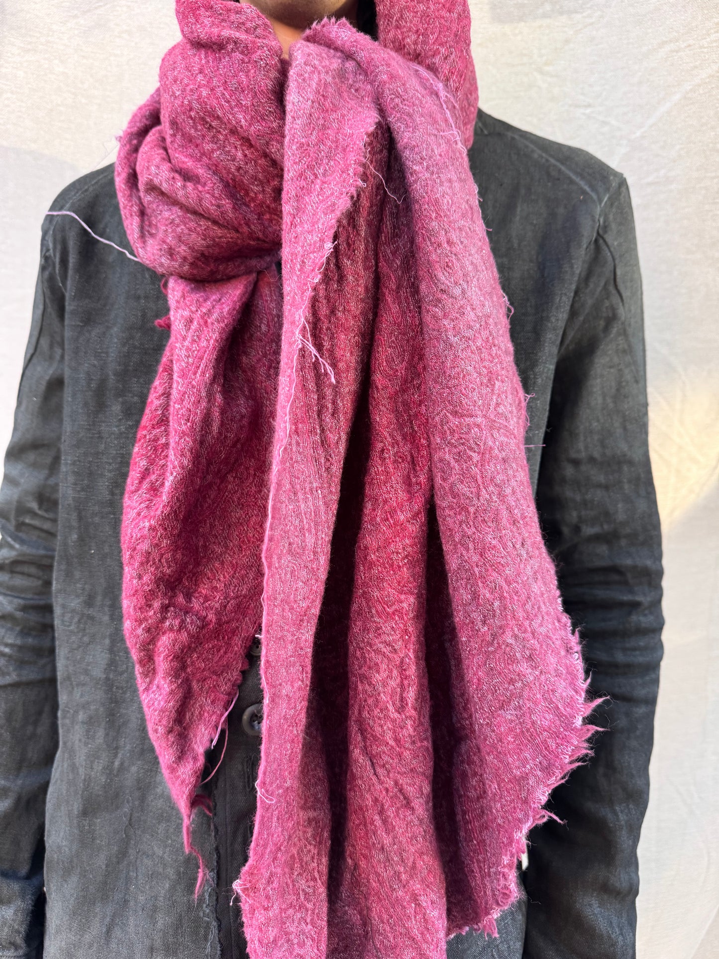 FW25 || LARGE BOILED WOOL BROCADE STOLE || RED