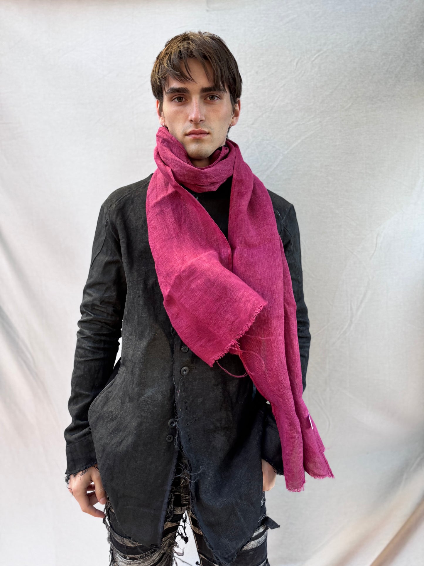 FW25 || CLASSIC LONG SLIM SCARF || LINEN - RED