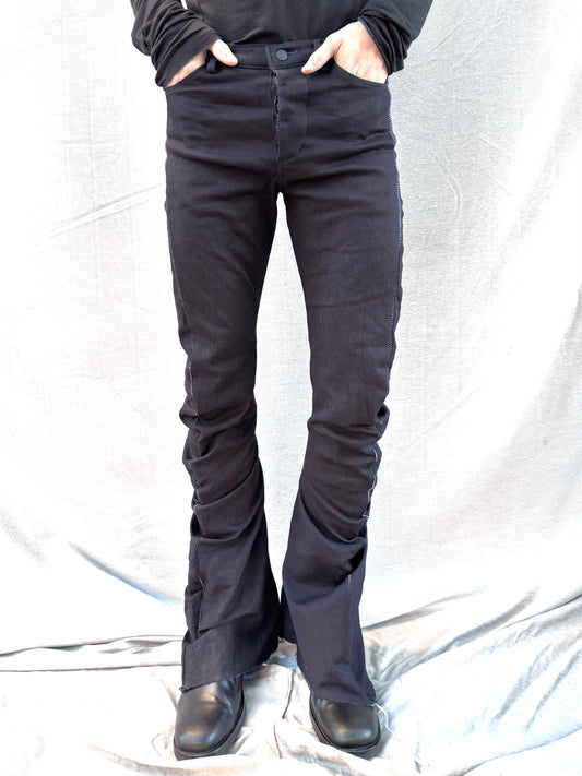 FW25 ||  BOOT CUT OVERLOCKED  DNA JEANS ||BLACK - OVERDYED