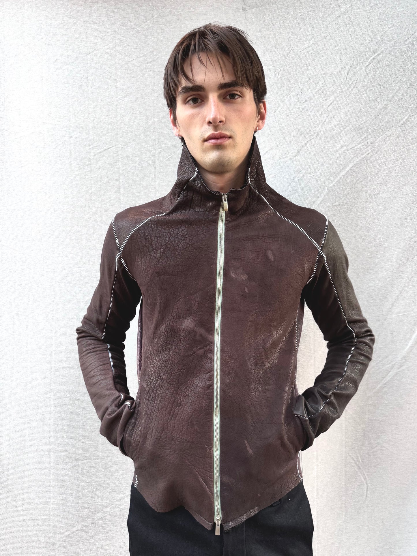 FW25 || ARC JACKET || BROWN BISON